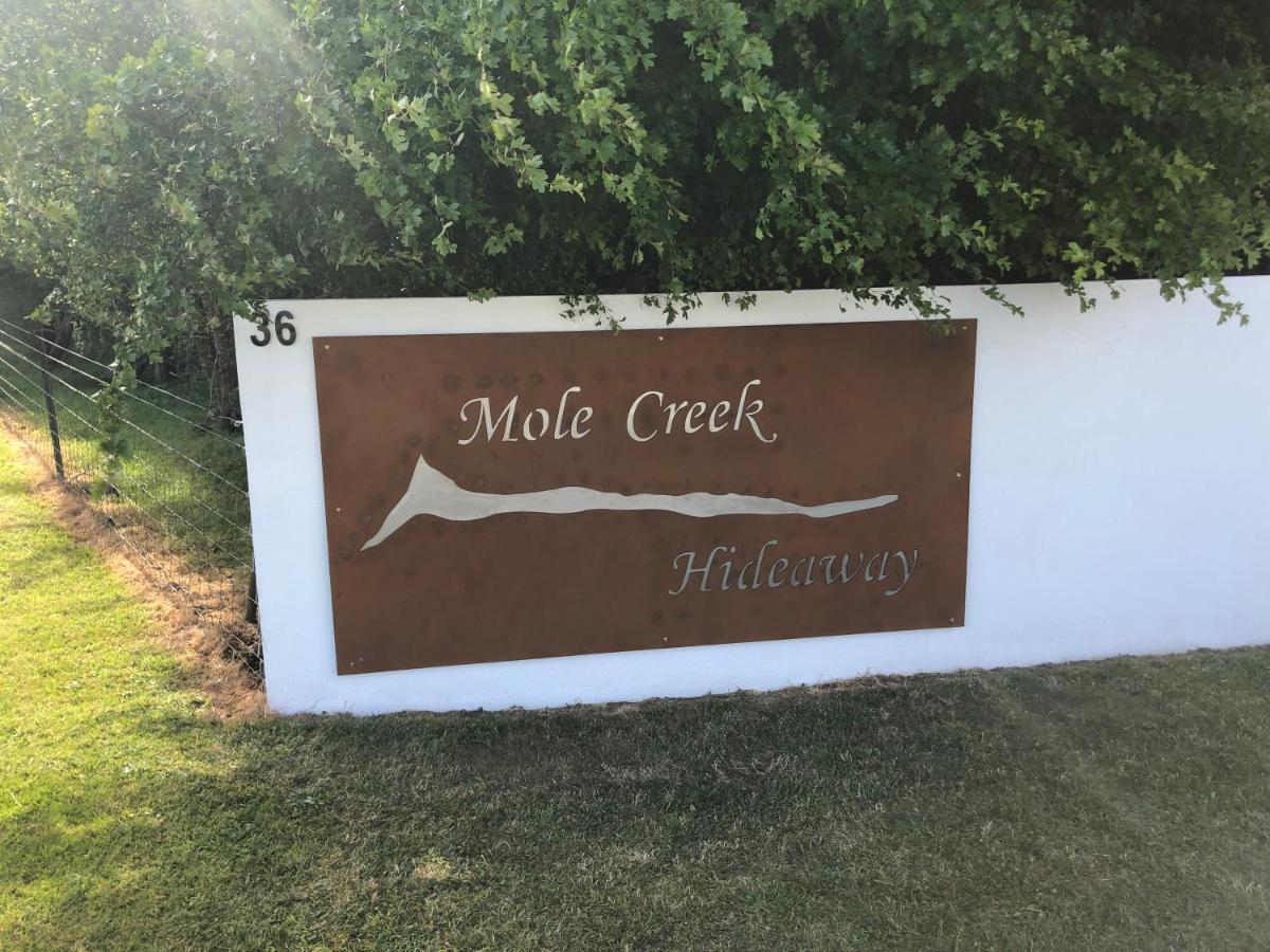 Mole Creek Hideaway Hotel Exterior photo